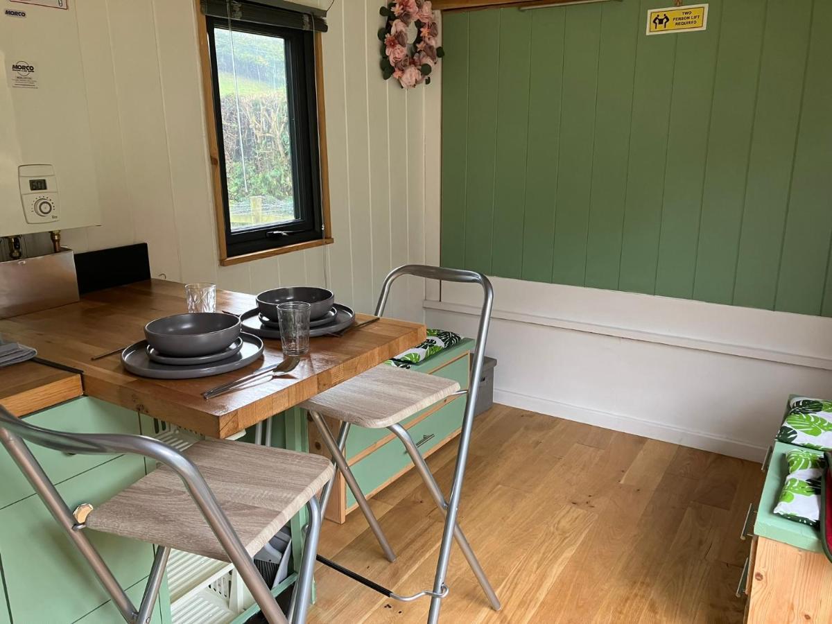 1 Bed Converted Railway Wagon Near Crickhowell Zewnętrze zdjęcie