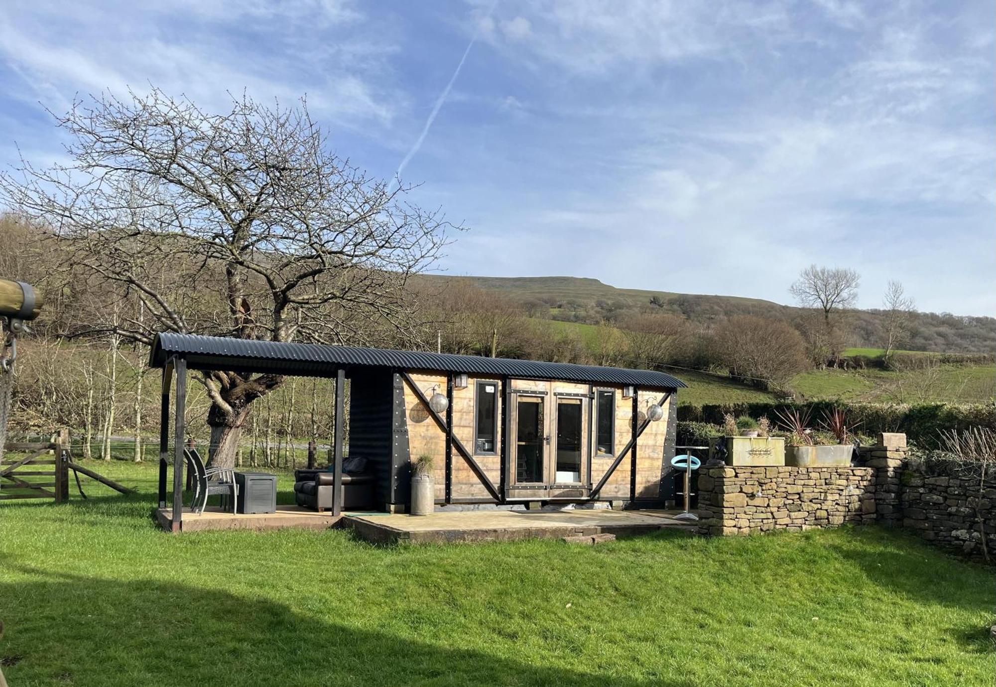 1 Bed Converted Railway Wagon Near Crickhowell Zewnętrze zdjęcie